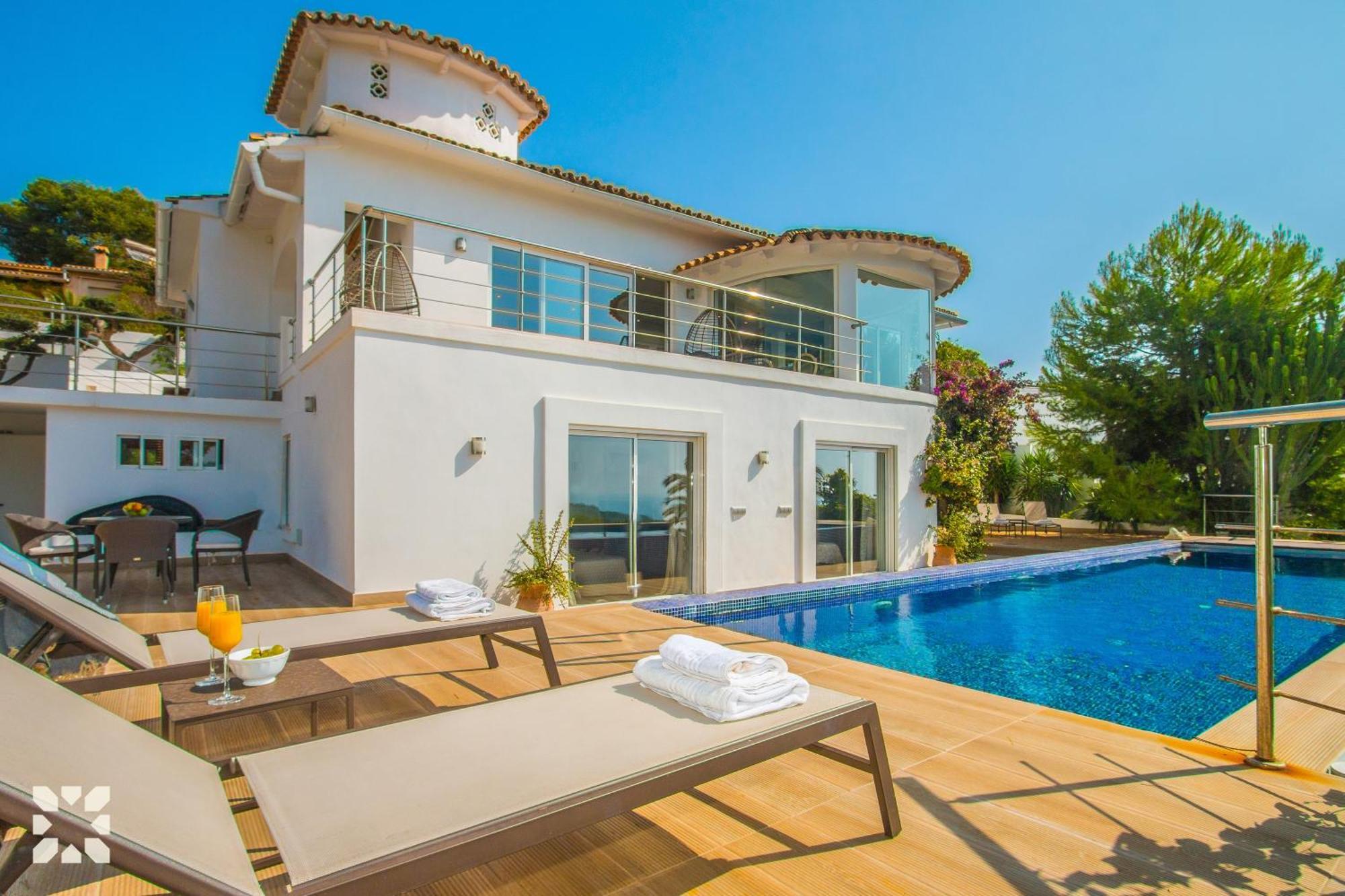 Villa La Casa Blanca By Abahana Villas เบนิสซา ภายนอก รูปภาพ